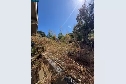 3700 Laguna Ave, Oakland, CA 94602 - Photo 12