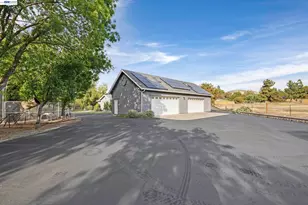 10040 Tesla Rd, Livermore, CA 94550 - Photo 32