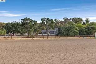 10040 Tesla Rd, Livermore, CA 94550 - Photo 42