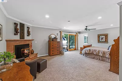 10040 Tesla Rd, Livermore, CA 94550 - Photo 16