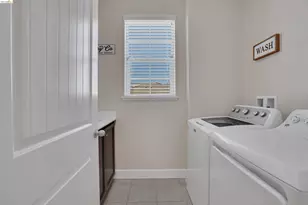 577 Sapphire Pkwy, Oakley, CA 94561 - Photo 18