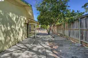 202 Arc Ave, Stockton, CA 95210 - Photo 4