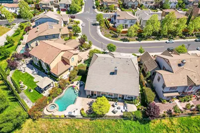1518 Colchester St, Danville, CA 94506 - Photo 58