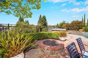 1518 Colchester St, Danville, CA 94506 - Photo 52