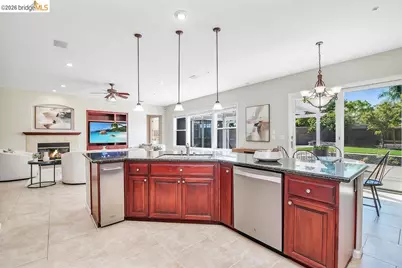 1413 Sweetbriar Ct, Brentwood, CA 94513 - Photo 12