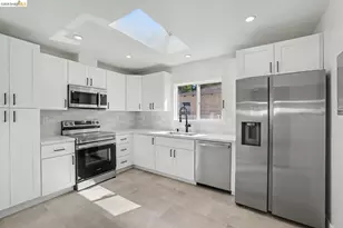 952 105th Ave, Oakland, CA 94603 - Photo 2