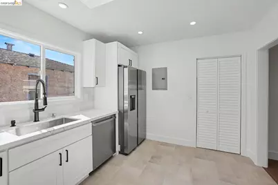 952 105th Ave, Oakland, CA 94603 - Photo 12
