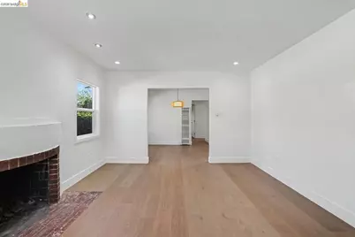 952 105th Ave, Oakland, CA 94603 - Photo 14