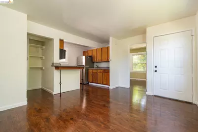712 56th St, Oakland, CA 94609 - Photo 10