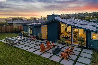 8055 Shay Dr, Oakland, CA 94605 - Photo 72