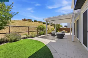 4658 Valley Vista Dr, Dublin, CA 94568 - Photo 32