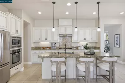 4658 Valley Vista Dr, Dublin, CA 94568 - Photo 4