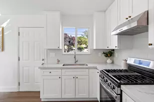 270 Oakland Ave, San Jose, CA 95116 - Photo 4