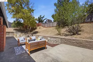 2609 Mendocino Dr, Pinole, CA 94564 - Photo 30