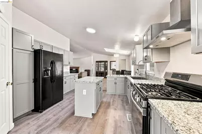 5685 Cody Dr, Ione, CA 95640 - Photo 10