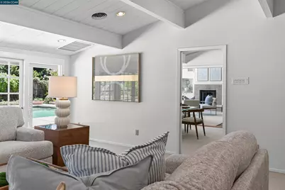 12 Altarinda, Orinda, CA 94563 - Photo 18