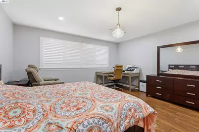 1042 Lomitas Ave, Livermore, CA 94550 - Photo 16