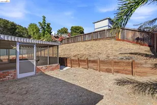 2303 Monte Vista Dr, Pinole, CA 94564 - Photo 34