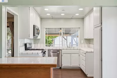 502 Shrike Ct, Suisun City, CA 94585 - Photo 10