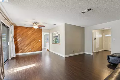 502 Shrike Ct, Suisun City, CA 94585 - Photo 18