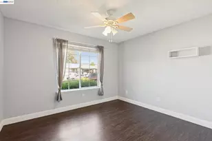 502 Shrike Ct, Suisun City, CA 94585 - Photo 32