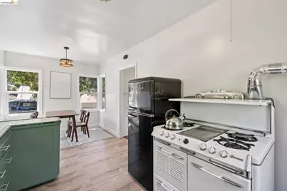 1934 Santa Clara St, Richmond, CA 94804 - Photo 16