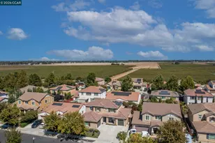 1390 Springdale Ct, Brentwood, CA 94513 - Photo 52