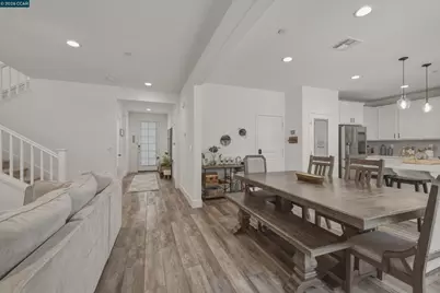 1669 Macias Pl, Mountain House, CA 95391 - Photo 8
