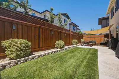 1669 Macias Pl, Mountain House, CA 95391 - Photo 30