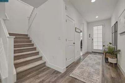 1669 Macias Pl, Mountain House, CA 95391 - Photo 4
