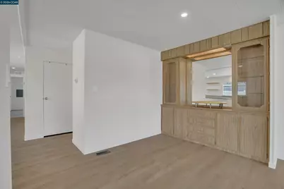 4141 Deep Creek Rd #106, Fremont, CA 94555 - Photo 12
