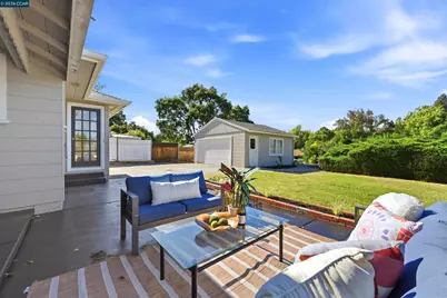 469 Boyd Rd, Pleasant Hill, CA 94523 - Photo 32