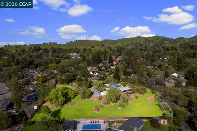 1081 Scots Ln, Walnut Creek, CA 94596 - Photo 2