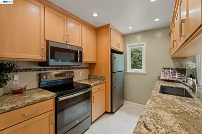 3801 Fleetwood Drive, San Bruno, CA 94066 - Photo 8