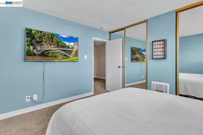 7 Embarcadero #312, Oakland, CA 94607 - Photo 18