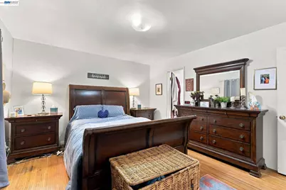 20927 Nunes Ave, Castro Valley, CA 94546 - Photo 18