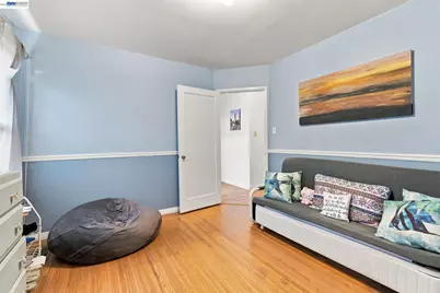 20927 Nunes Ave, Castro Valley, CA 94546 - Photo 14
