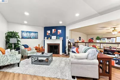 20927 Nunes Ave, Castro Valley, CA 94546 - Photo 4