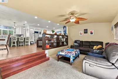 20927 Nunes Ave, Castro Valley, CA 94546 - Photo 6