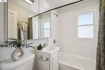 200 Cypress St, Alameda, CA 94501 - Photo 30