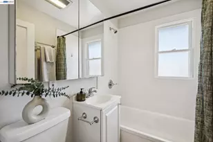 200 Cypress St, Alameda, CA 94501 - Photo 30
