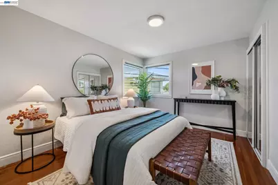 200 Cypress St, Alameda, CA 94501 - Photo 22