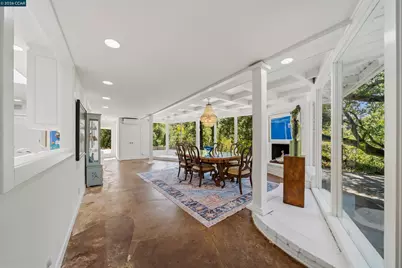 18 Sycamore Rd, Orinda, CA 94563 - Photo 26