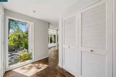 18 Sycamore Rd, Orinda, CA 94563 - Photo 22