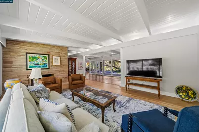 18 Sycamore Rd, Orinda, CA 94563 - Photo 14