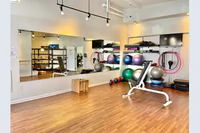 140 Van Ness Ave #529, San Francisco, CA 94103 - Photo 36