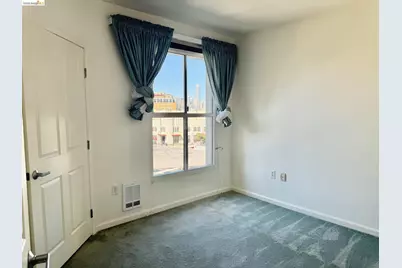 140 Van Ness Ave #529, San Francisco, CA 94103 - Photo 20