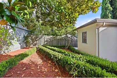 206 Perkins St, Oakland, CA 94610 - Photo 54