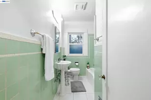 206 Perkins St, Oakland, CA 94610 - Photo 40
