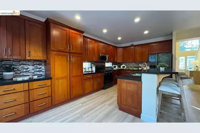 2271 Regatta Way, San Leandro, CA 94579 - Photo 8